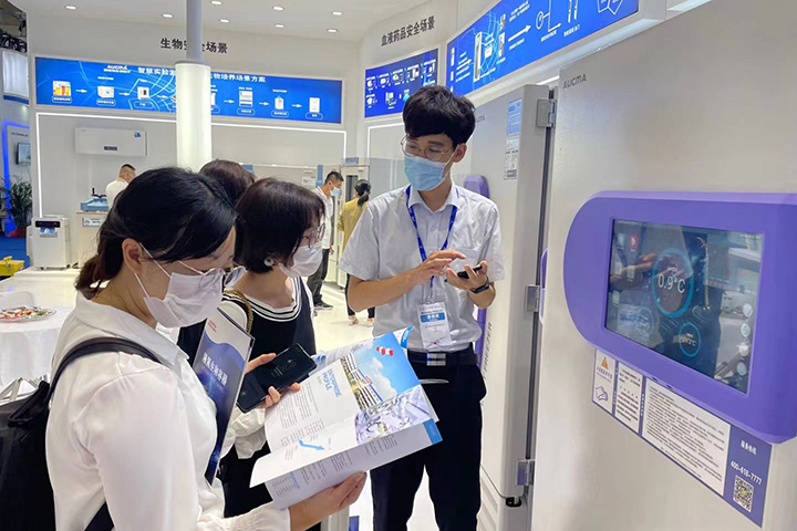 Notre équipement scientifique et médical est largement utilisé à l'international dans les institutions de recherche scientifique